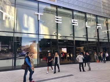 Stuttgart, Almanya 'daki Tesla Motors galerisi