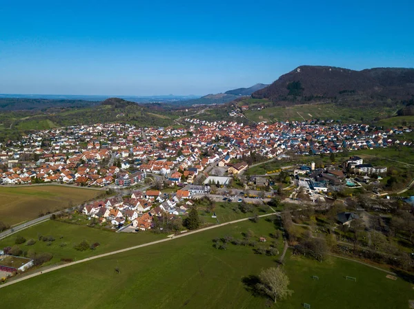 Beuren, uma aldeia nos Alpes Suábios no sul da Alemanha — Fotografia de Stock