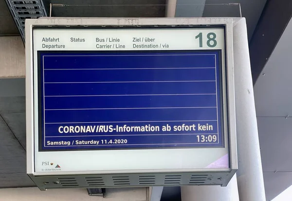 Bussterminalen vid Stuttgarts flygplats är stängd på grund av Coronakrisen — Stockfoto