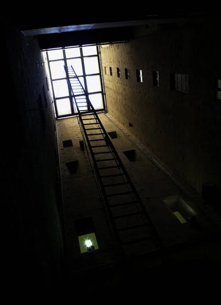 Ladder in een toren — Stockfoto