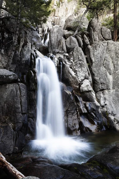 Long Exposure Chilnualna Trail Waterfall Yosemite Park — Stock Photo, Image
