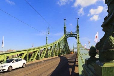 Özgürlük Köprüsü.