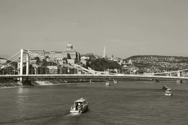 Die Donau bei Budapest — Stockfoto