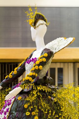 Fleurs de Villes, Floral Mannequin Serisi 