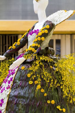 Fleurs de Villes, Floral Mannequin Serisi 