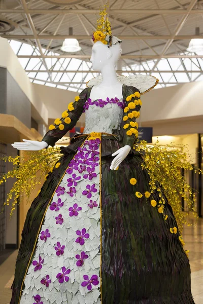 Fleurs de Villes, Floral Mannequin Serisi 