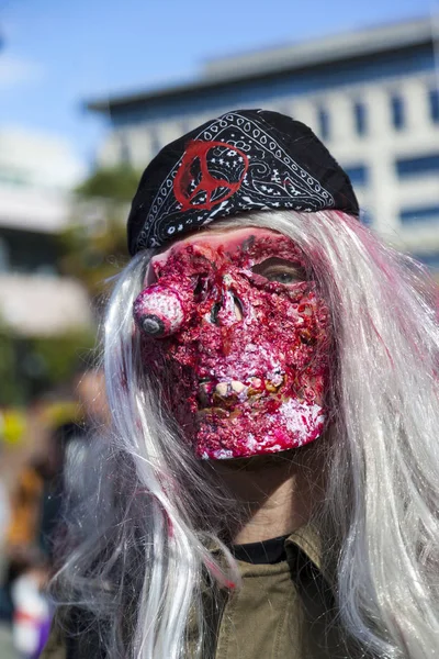 Zombies erobern die Stadt — Stockfoto