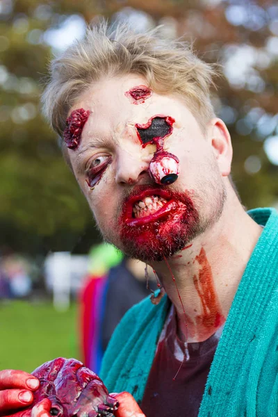 Zombies erobern die Stadt — Stockfoto