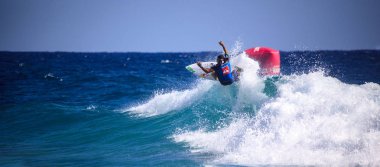 Quiksilver ve Roxy Pro dünya başlık olay.