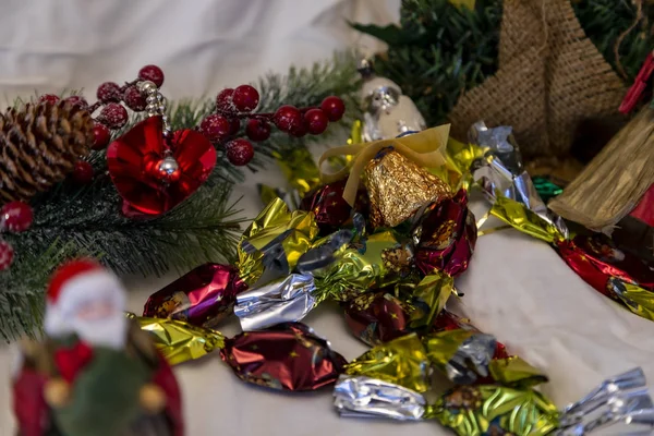 Colección Navideña Regalos Ornamentos Decorativos Sobre Fondo Navideño Naturaleza Muerta — Foto de Stock