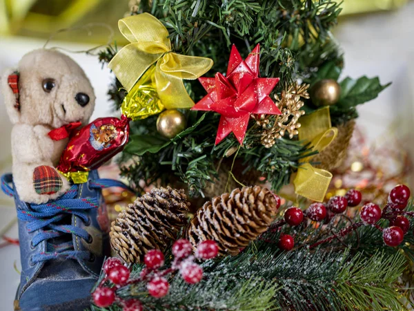 Colección Navideña Regalos Ornamentos Decorativos Sobre Fondo Navideño Naturaleza Muerta — Foto de Stock