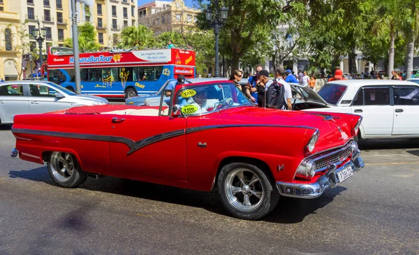 Havana Kuba 2018 Vintage Klasická Americká Auta Plně Restaurovaném Stavu — Stock fotografie