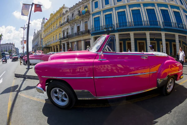 Havana Cuba 2018 Vintage Classic American Cars Fully Restored Condition ロイヤリティフリーのストック画像