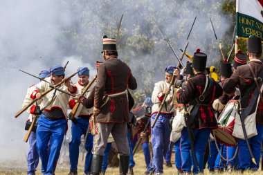 Pkozd Macaristan 29 Eylül 2019: Macaristan 'da 1848 tarihli Bağımsızlık Savaşı' nda savaşan tanımlanamayan yeniden canlandırmacılar. O savaş kazanıldı. Ama özgürlük kısa ömürlüydü.. 