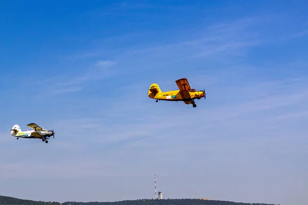 Budaors Macaristan Ağustos 2019 Budaors Airshow Iki Antonov Bir Uçağı — Stok fotoğraf