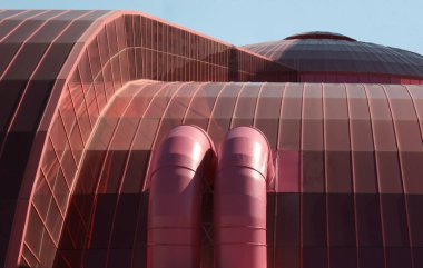 Şehrin modern binası