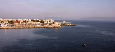 Güzel deniz kıyısı manzarası, seyahat konsepti