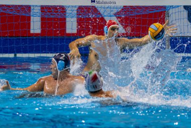 Budapeşte Macaristan 24 Ocak 2020: 34. Erkekler Avrupa sutopu şampiyonası. Milli takımlar turnuvası. Sırbistan-İtalya 4. ve 5. sırada yer alıyor. Sırbistan 8-7 'lik setle dördüncü oldu. 