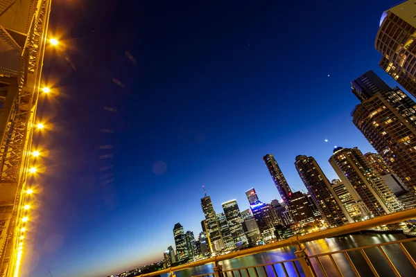 Brisbane Queensland Australien Januar 2019 Story Bridge Byens Skyskrabere Lyser - Stock-foto