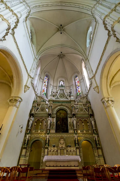 Iglesia San Laszlo Interior Con Casi Toda Decoración Por Cerámica —  Fotos de Stock