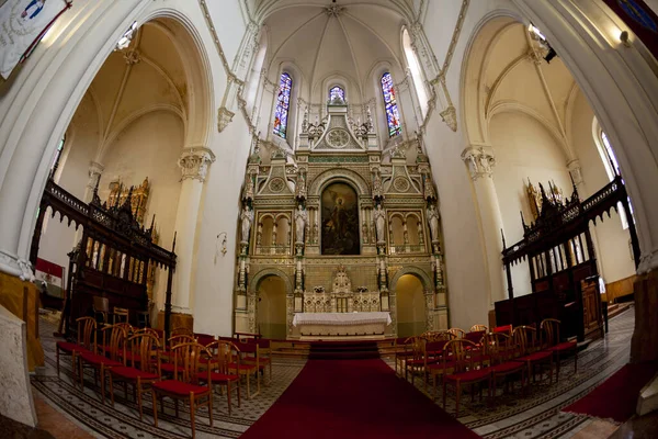 Iglesia San Laszlo Interior Con Casi Toda Decoración Por Cerámica —  Fotos de Stock