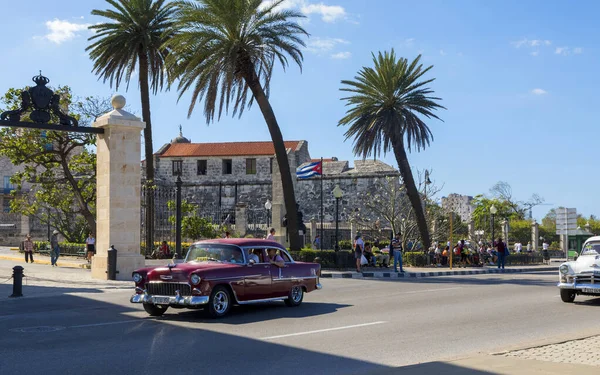 Havana Kuba Února 2019 Klasická Veteránská Americká Auta Restaurovaném Stavu — Stock fotografie