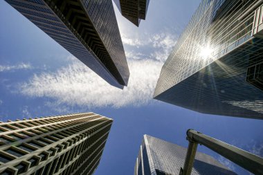 Calgary 'nin şehir merkezindeki gökdelenler manzaralı. - Kanada