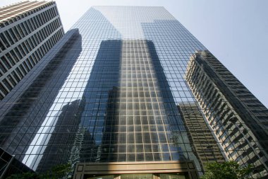 Calgary 'nin şehir merkezindeki gökdelenler manzaralı. - Kanada