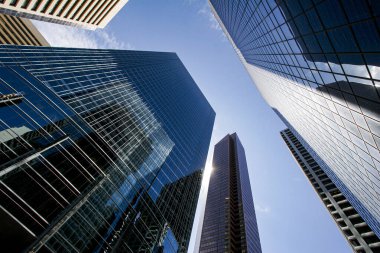 Calgary 'nin şehir merkezindeki gökdelenler manzaralı. - Kanada