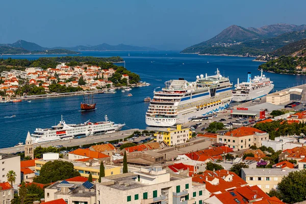 Dubrovnik West Harbour Croácia Setembro 2019 Cruzeiros West Harbor Vista — Fotografia de Stock