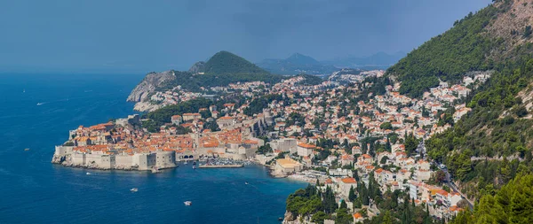 Dubrovnik Croacia Vista Panorámica Desde Ladera Del Puerto Las Colinas —  Fotos de Stock