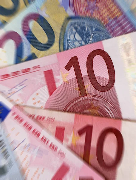 Efecto zoom sobre los billetes en euros —  Fotos de Stock