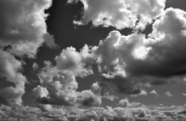 gökyüzündeki bulutlar