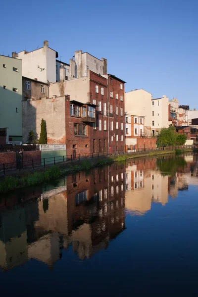 Ciudad de Bydgoszcz desde Mill Island en Polonia — Foto de Stock