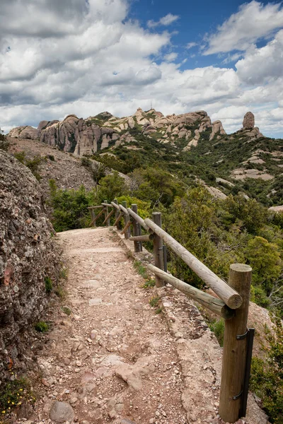 Chodnik na góry Montserrat Hiszpania — Zdjęcie stockowe