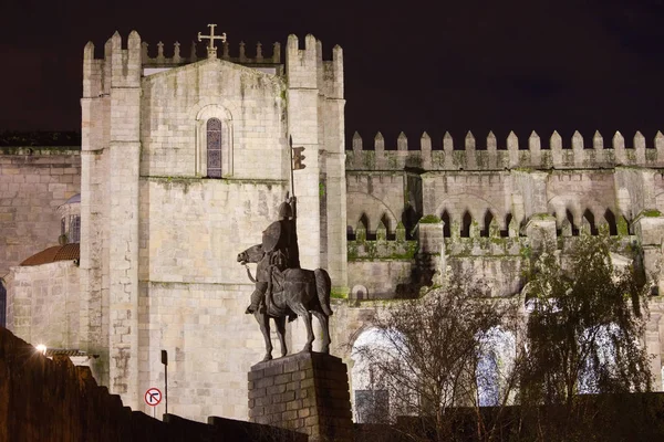 Kathedraal van Porto by Night in Portugal — Stockfoto