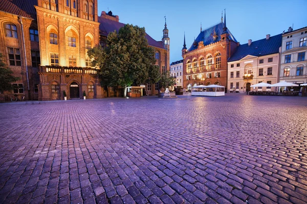 Evening at Old Town Square in Torun — Stock Photo, Image
