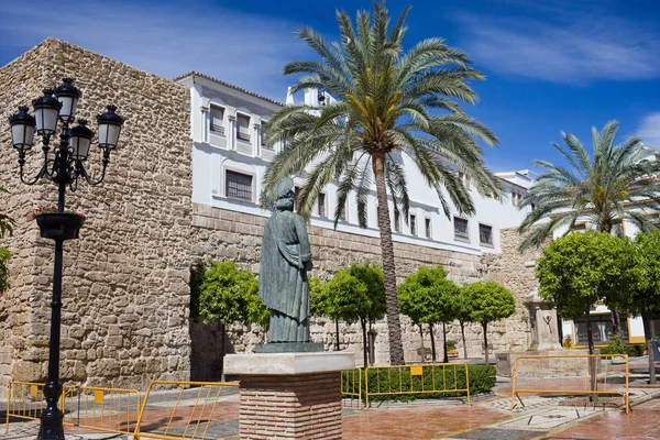 Plaza de la iglesia in der Altstadt von Marbella — Stockfoto