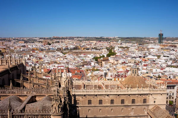 Stad Sevilla stadsgezicht in Spanje — Stockfoto