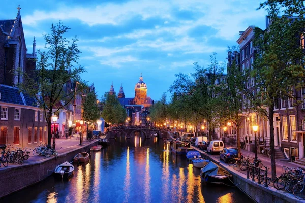 Evening in City of Amsterdam — Stock Photo, Image