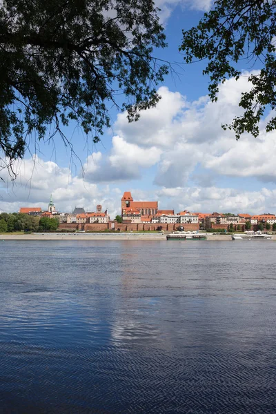 Wisły i panoramę miasta Toruń — Zdjęcie stockowe