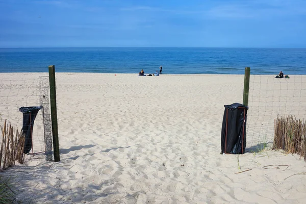Wladyslawowo területén a strand bejárata — Stock Fotó