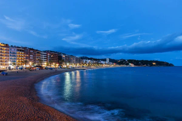 Ville de Lloret de Mar en Espagne au crépuscule — Photo