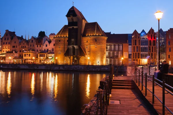 Città di Danzica di notte in Polonia — Foto Stock