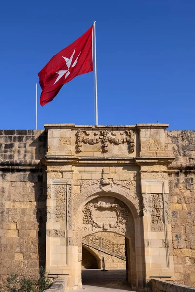 The Advanced Gate to Vittoriosa in Malta — Stock Photo, Image