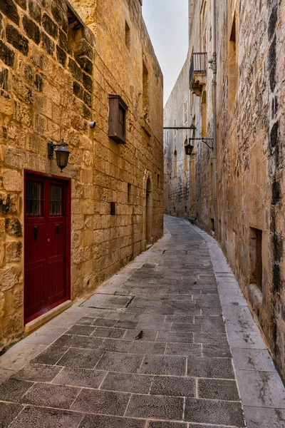 马耳他Mdina老城的Narrow街 — 图库照片