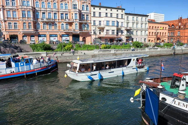 Boat Tour in Bydgoszcz — Stock Photo, Image
