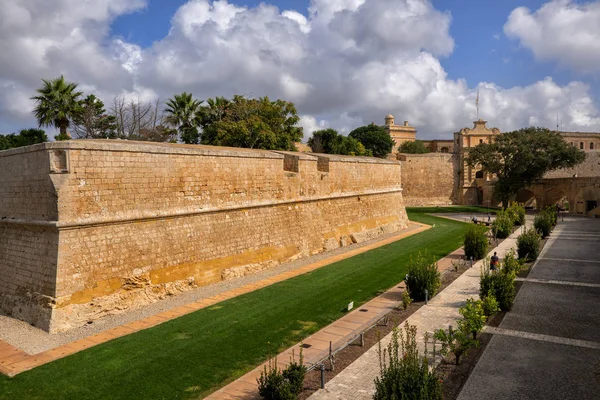 Mdina murallas de la ciudad en Malta —  Fotos de Stock