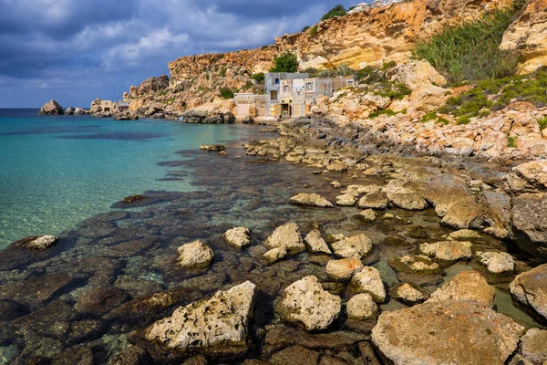 Malta insel meerküste der goldenen bucht — Stockfoto