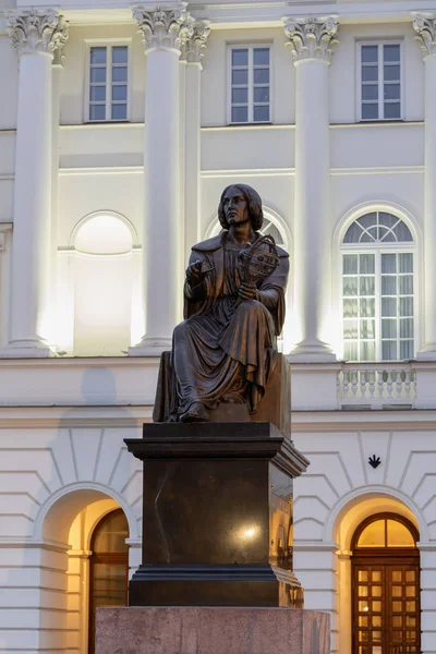 Νικόλαος Κοπέρνικος μνημείο στη Βαρσοβία — Φωτογραφία Αρχείου